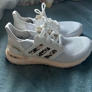 Women’s ultra boost size 9
